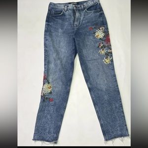 Express Women's Size 0 Embroidered Floral Girlfriend High Rise Jeans